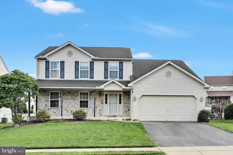 2512 Overland Ave, Reading, PA 19608