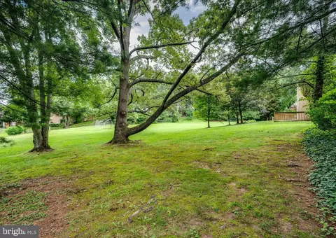 4 Nassau Cir, Reading, PA 19607 photo 23