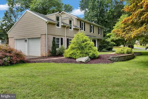 416 Green Ln, Reading, PA 19601 photo 3