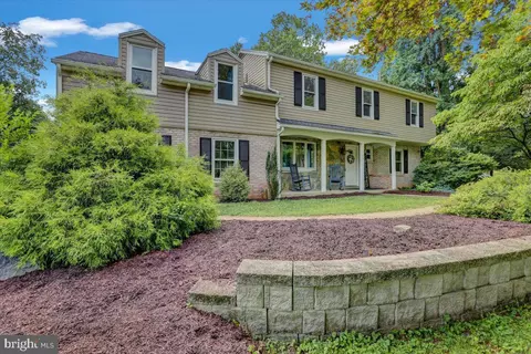 416 Green Ln, Reading, PA 19601 photo 2