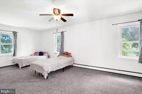 416 Green Ln, Reading, PA 19601 photo 28