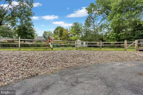 416 Green Ln, Reading, PA 19601 photo 41
