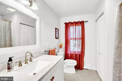 416 Green Ln, Reading, PA 19601 photo 26