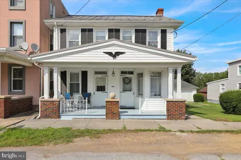 5651 Mount Pleasant Rd, Bernville, PA 19506