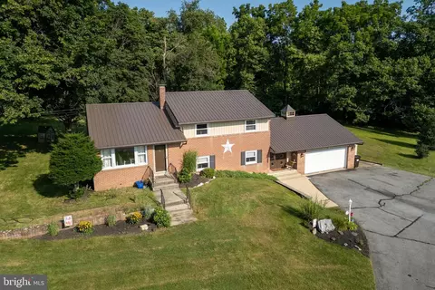 Other - 31 Sunset Ct, Sinking Spring, PA 19608 photo 1 of 11