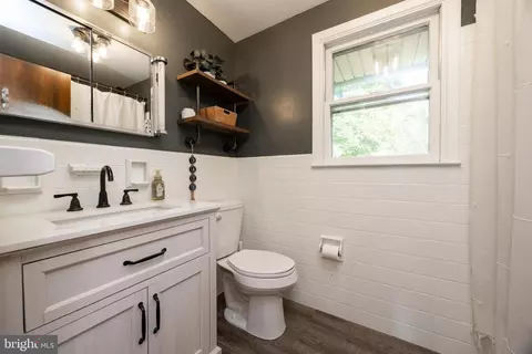 Bath - 31 Sunset Ct, Sinking Spring, PA 19608 photo 1 of 2