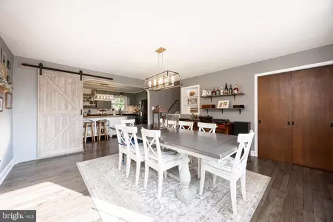 Dining - 31 Sunset Ct, Sinking Spring, PA 19608 photo 3 of 4