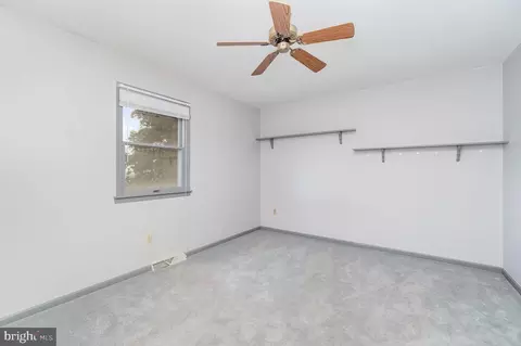 Bedroom - 25 Estates Dr, Reading, PA 19606 photo 5 of 8