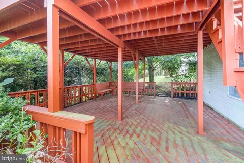 Exterior - 25 Estates Dr, Reading, PA 19606 photo 6 of 7