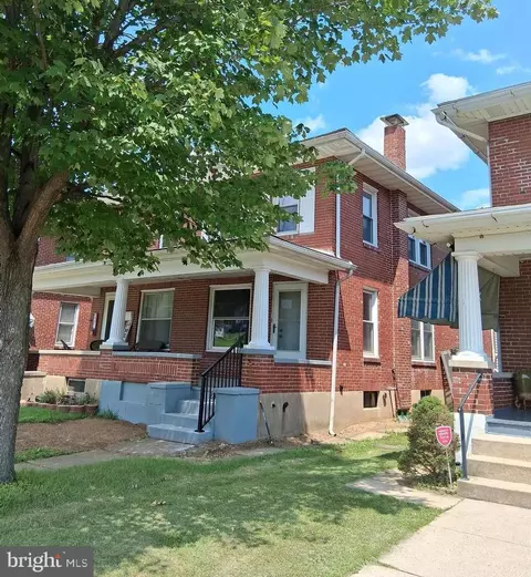 235 W Elm St, Shillington, PA 19607