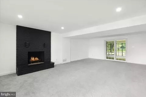 4 Executive Cir, Reading, PA 19606 photo 5