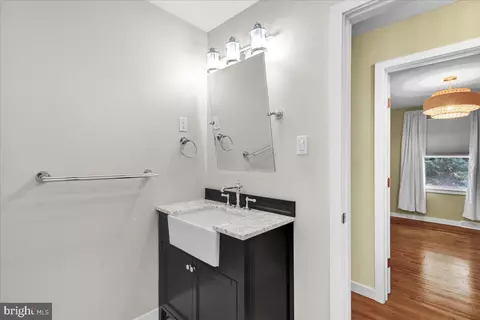4 Executive Cir, Reading, PA 19606 photo 31