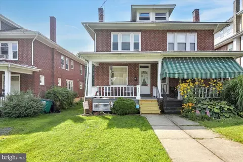 613 Carsonia Ave, Reading, PA 19606