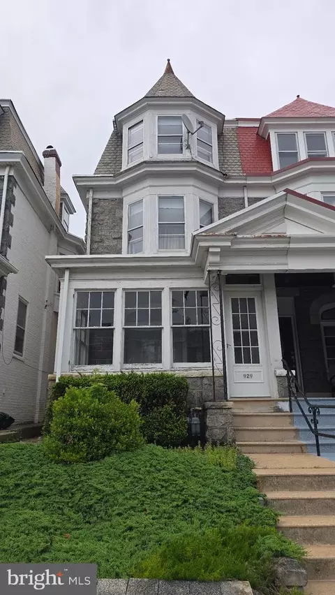 929 Mcknight St, Reading, PA 19601