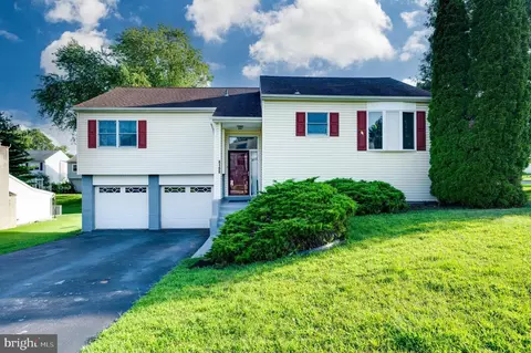 6100 Jefferson Dr, Reading, PA 19606