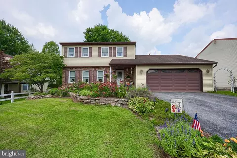 208 Rose Ln, Reading, PA 19606
