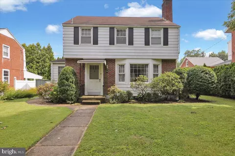 1510 Garfield Ave, Wyomissing, PA 19610