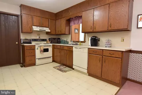 1522 Kenhorst Blvd, Reading, PA 19607 photo 8