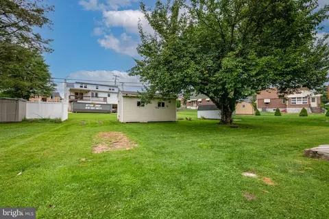 327 Ernst Rd, Reading, PA 19601 photo 19