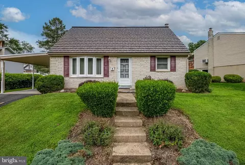 327 Ernst Rd, Reading, PA 19601