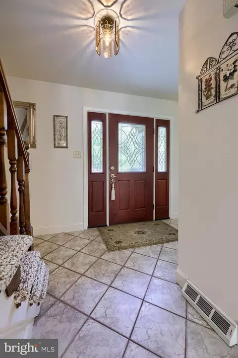 Entry Way - 254 Faust Rd, Reading, PA 19608 photo 1 of 3