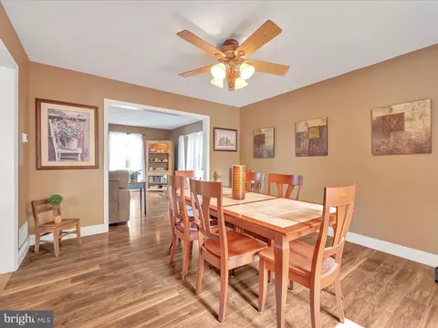 Dining - 27 Flint Ridge Dr, Reading, PA 19607 photo 1 of 3