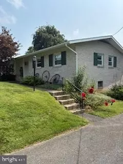 361 N Church St, Robesonia, PA 19551