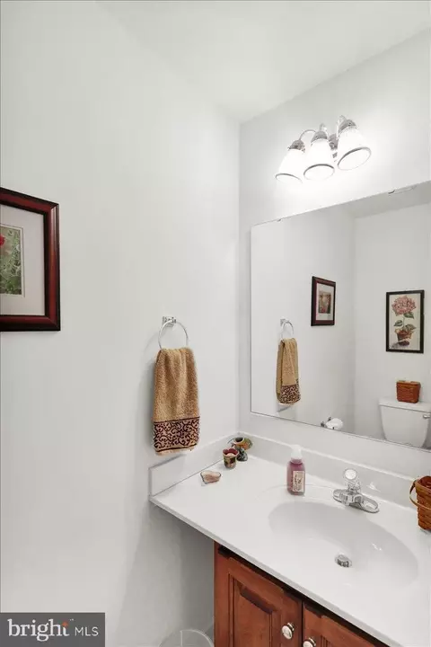 Bath - 2509 Joshua Dr, Sinking Spring, PA 19608 photo 1 of 2