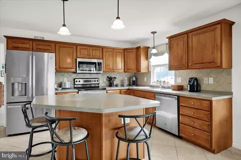 Kitchen - 2509 Joshua Dr, Sinking Spring, PA 19608 photo 1 of 2