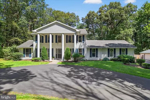 5066 Hill Rd, Mohnton, PA 19540