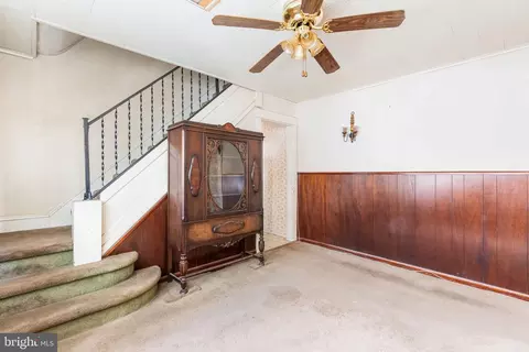 Entry Way - 122 Reading Ave, Reading, PA 19607 photo 2 of 4