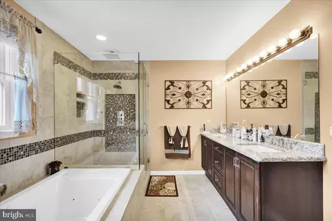 Bath - 307 Bard Ave, Reading, PA 19608 photo 3 of 3