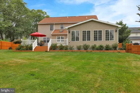 Exterior - 307 Bard Ave, Reading, PA 19608 photo 7 of 13