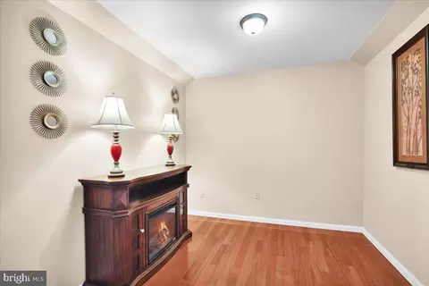 Living - 307 Bard Ave, Reading, PA 19608 photo 4 of 4