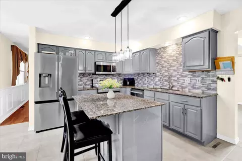 Kitchen - 307 Bard Ave, Reading, PA 19608 photo 3 of 3