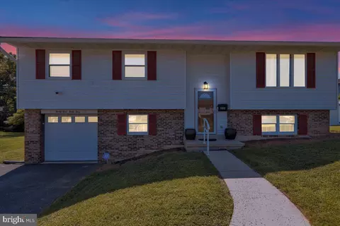Exterior - 2144 Mayo Dr, Reading, PA 19601 photo 8 of 8