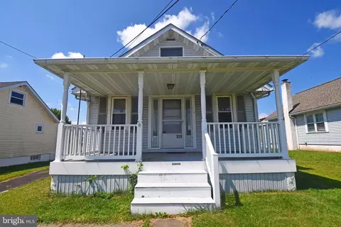 529 Montgomery Ave, Boyertown, PA 19512