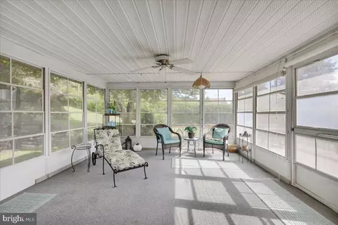 320 Pennsylvania Ave, Shillington, PA 19607 photo 24