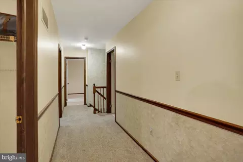 Entry Way - 1542 Welsh Rd, Reading, PA 19607 photo 3 of 3