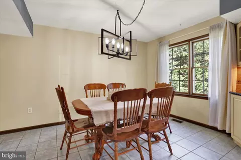 Dining - 1542 Welsh Rd, Reading, PA 19607 photo 2 of 2