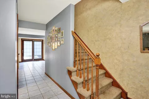 Entry Way - 1542 Welsh Rd, Reading, PA 19607 photo 1 of 3