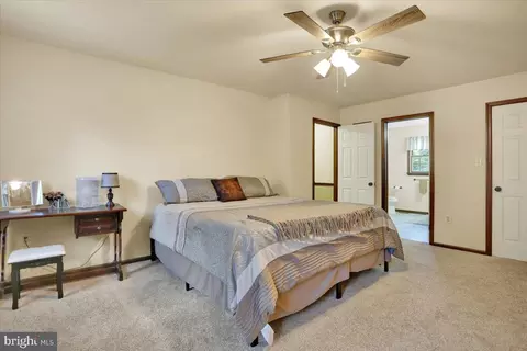 Bedroom - 1542 Welsh Rd, Reading, PA 19607 photo 6 of 6