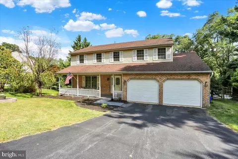 Exterior - 1542 Welsh Rd, Reading, PA 19607 photo 2 of 11