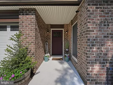 Exterior - 23 Eagle Ln, Reading, PA 19607 photo 2 of 9