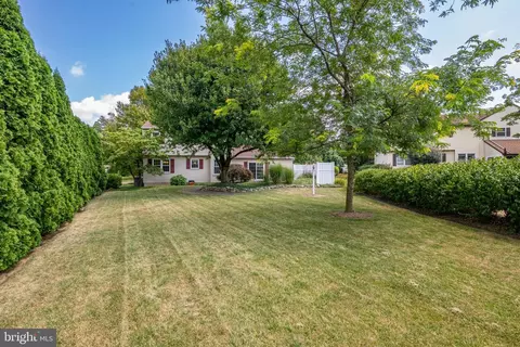 Exterior - 100 Mesa Dr, Sinking Spring, PA 19608 photo 8 of 9