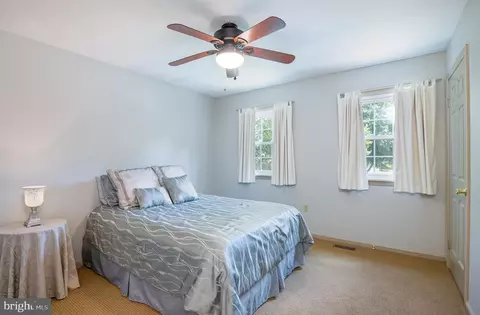 Bedroom - 100 Mesa Dr, Sinking Spring, PA 19608 photo 3 of 4