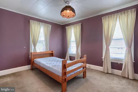Bedroom - 13 Montello Rd, Reading, PA 19608 photo 2 of 8