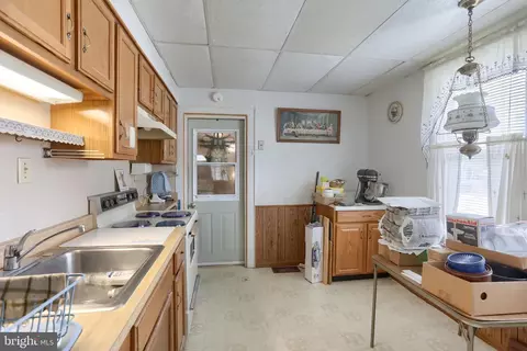 Kitchen - 13 Montello Rd, Reading, PA 19608 photo 3 of 5