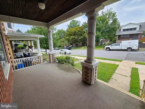 Exterior - 406 State St, Reading, PA 19607 photo 3 of 4
