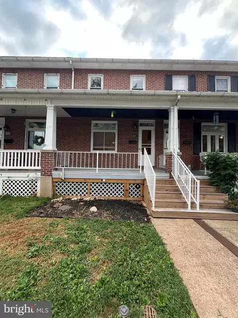 231 N Franklin St, Boyertown, PA 19512